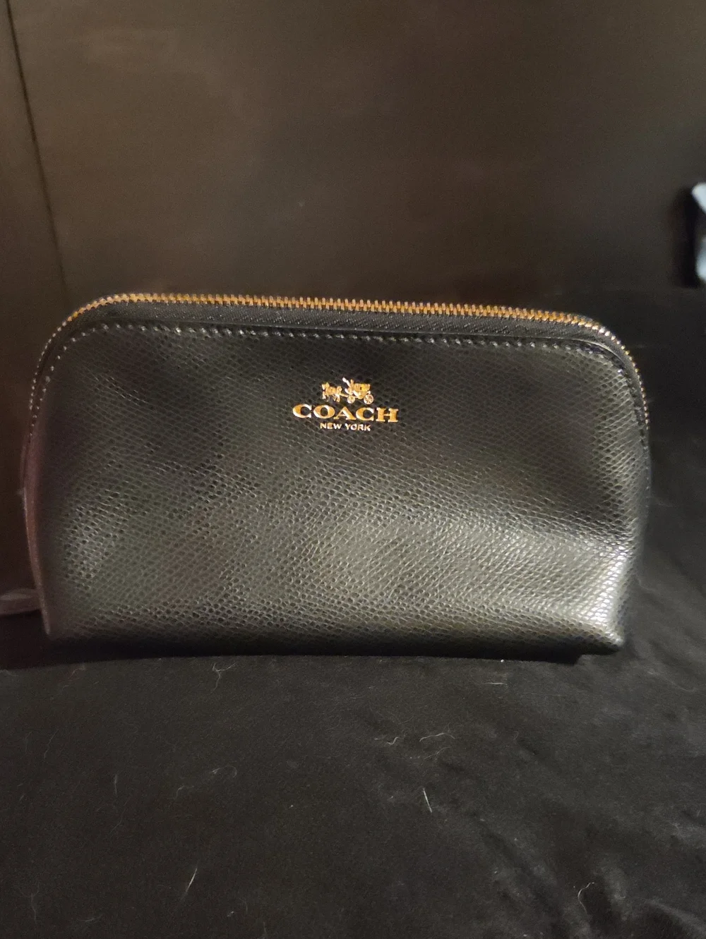 Authentic Coach Cosmetic Case 17 in Black Pebbled Leather